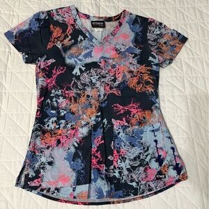Greys Anatomy by Barco Scrub Top Small Abstract Coral Splatter Print Blue Pink